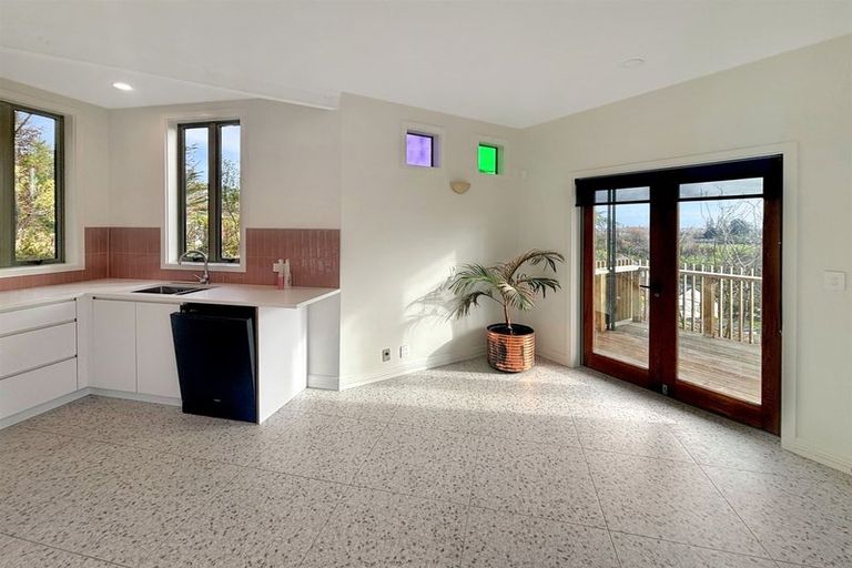 Photo of property in 288 Centaurus Road, Hillsborough, Christchurch, 8022