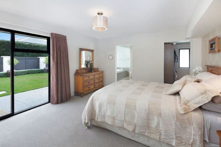 Photo of property in 44 Birkdale Drive, Shirley, Christchurch, 8061