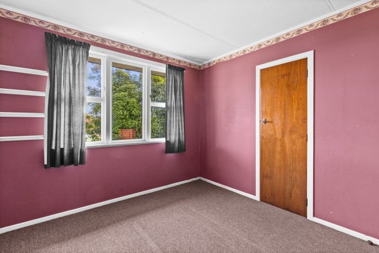 Photo of property in 22 Guildford Street, Tamatea, Napier, 4112