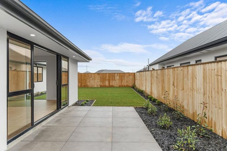 Photo of property in 57 River Stone Drive, Halswell, Christchurch, 8025
