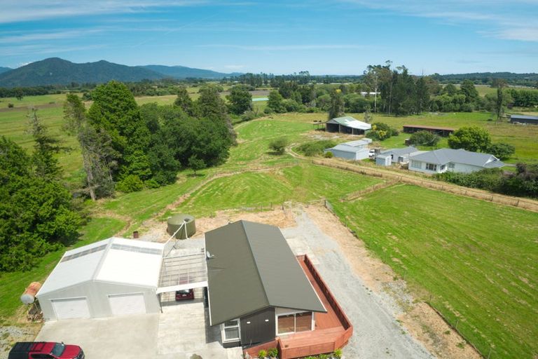 Photo of property in 22 Upper Kokatahi Road, Kokatahi, Hokitika, 7881