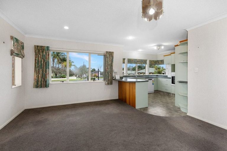 Photo of property in 40 Willow Grove, Morrinsville, 3300