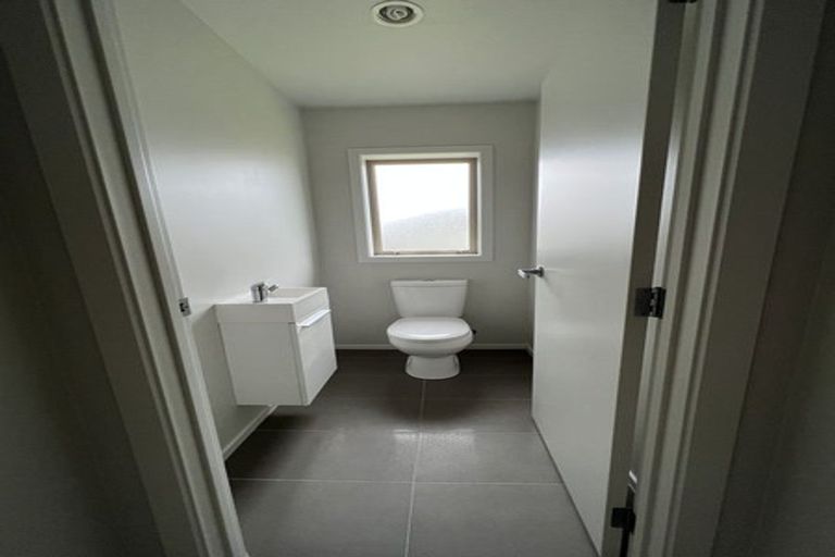 Photo of property in 11 Piwakawaka Court, Rototuna North, Hamilton, 3210