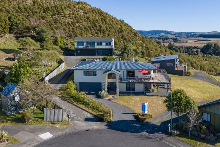 Photo of property in 33 Turangitukua Terrace, Kuratau, Turangi, 3381