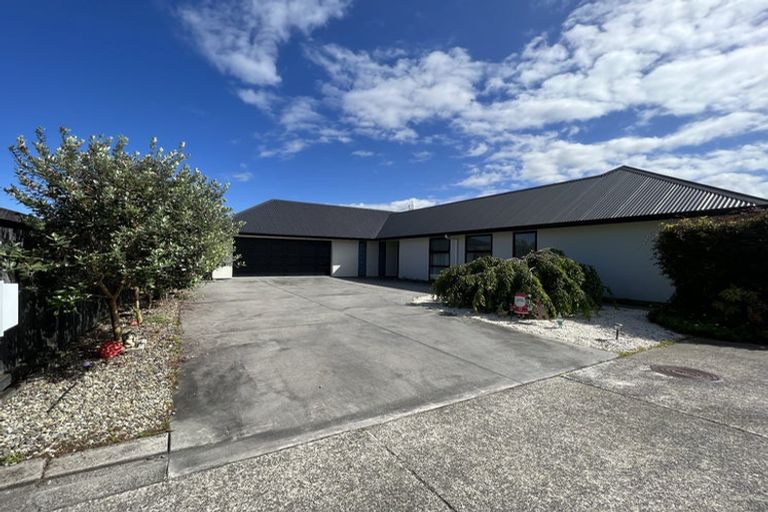 Photo of property in 12 Kentwood Place, Flagstaff, Hamilton, 3210