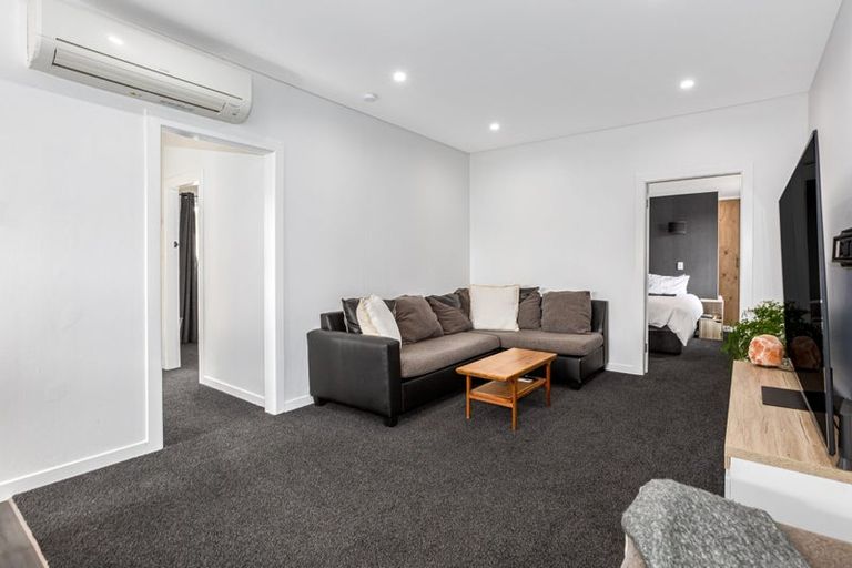 Photo of property in 3 Onepu Road, Pukerua Bay, 5026