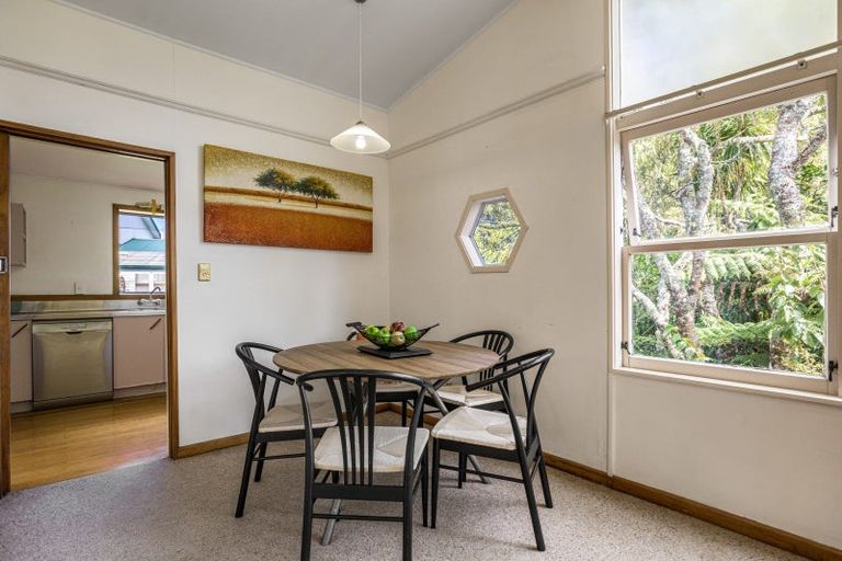 Photo of property in 224 Glengarry Road, Glen Eden, Auckland, 0602