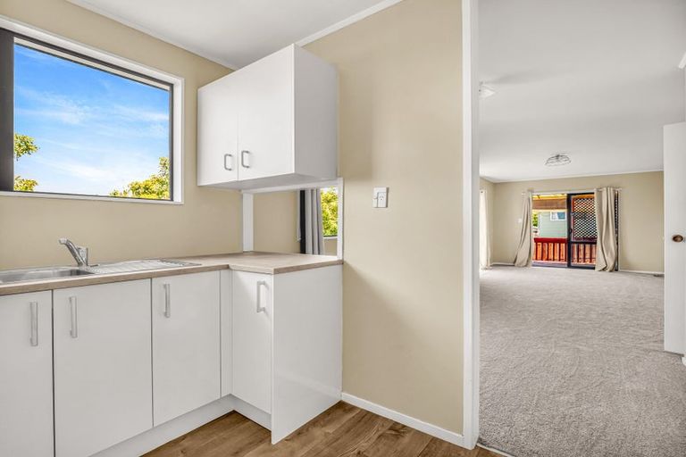 Photo of property in 2/21 Silver Creek Road, Weymouth, Auckland, 2103