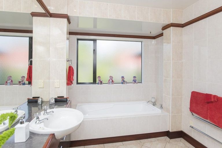 Photo of property in 84 Potae Avenue, Lytton West, Gisborne, 4010