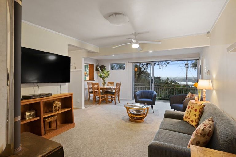 Photo of property in 2 Barr Road, Mahurangi West, Warkworth, 0983