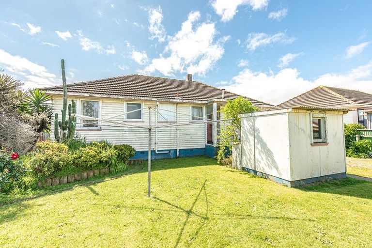 Photo of property in 141 Puriri Street, Castlecliff, Whanganui, 4501