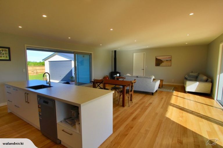 Photo of property in 2 Pukeko Way, Amberley, 7410