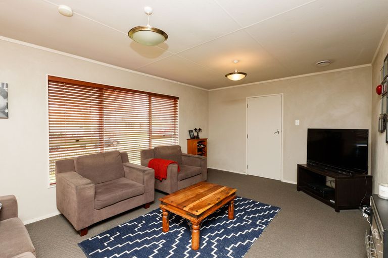 Photo of property in 81 Robinson Crescent, Westbrook, Palmerston North, 4412