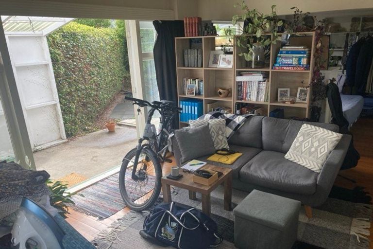 Photo of property in 382b Otumoetai Road, Otumoetai, Tauranga, 3110