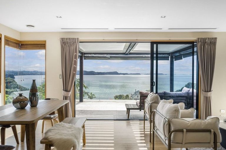 Photo of property in 50a Duncansby Road, Stanmore Bay, Whangaparaoa, 0932