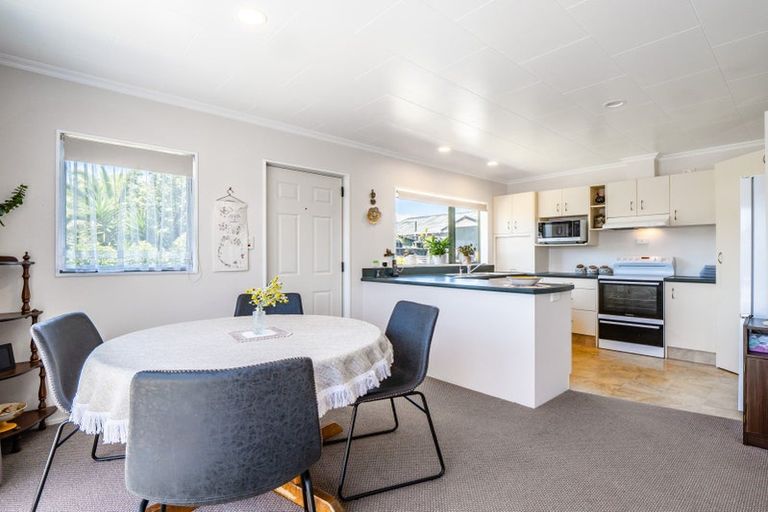 Photo of property in 33f Sanders Avenue, Westown, New Plymouth, 4310