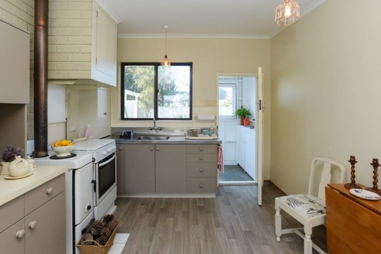 Photo of property in 8 Pukeko Place, Westshore, Napier, 4110