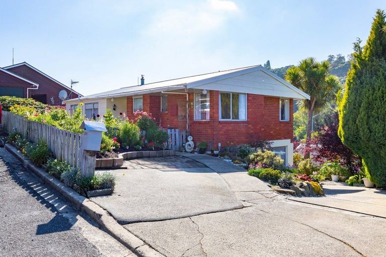 Photo of property in 366 Kaikorai Valley Road, Bradford, Dunedin, 9011