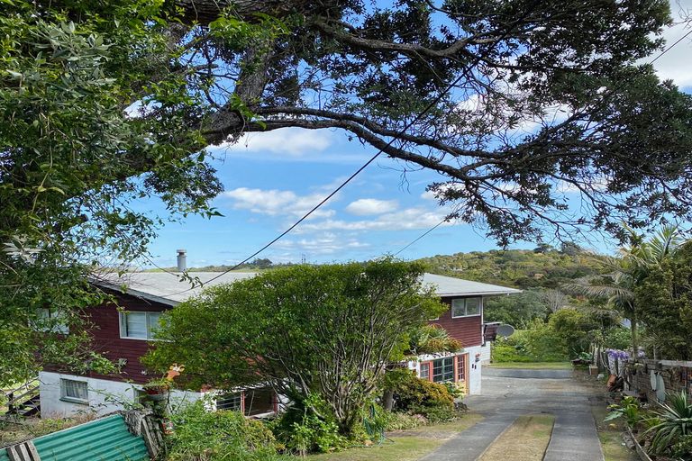 Photo of property in 8 Kendale Drive, Leigh, 0985