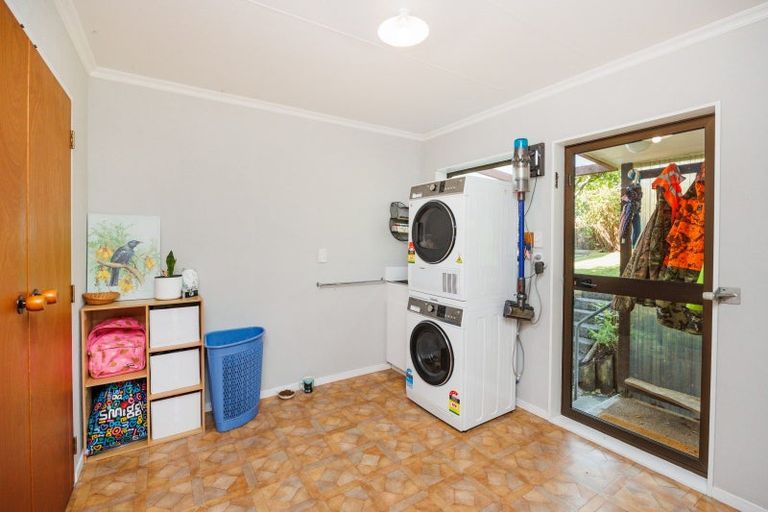 Photo of property in 17 Park View Avenue, Feilding, 4702