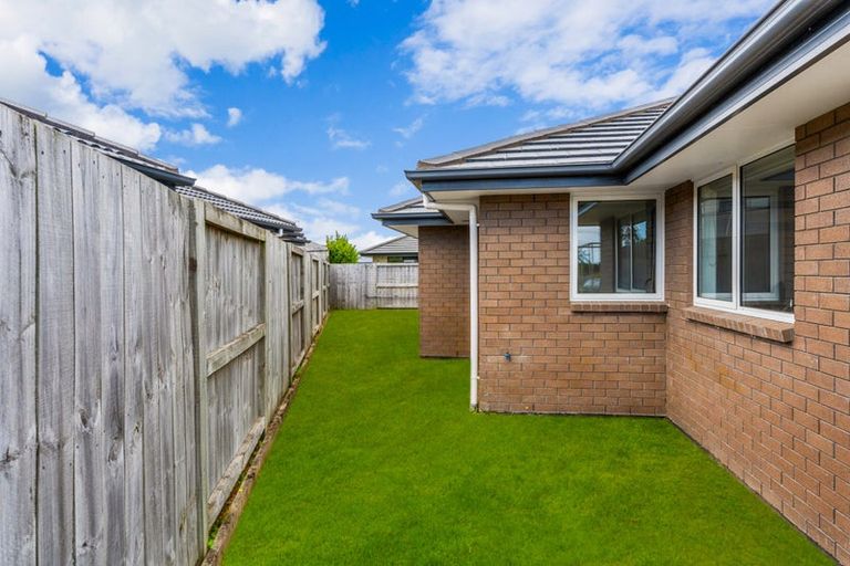 Photo of property in 11 Manawaroa Close, Grandview Heights, Hamilton, 3200