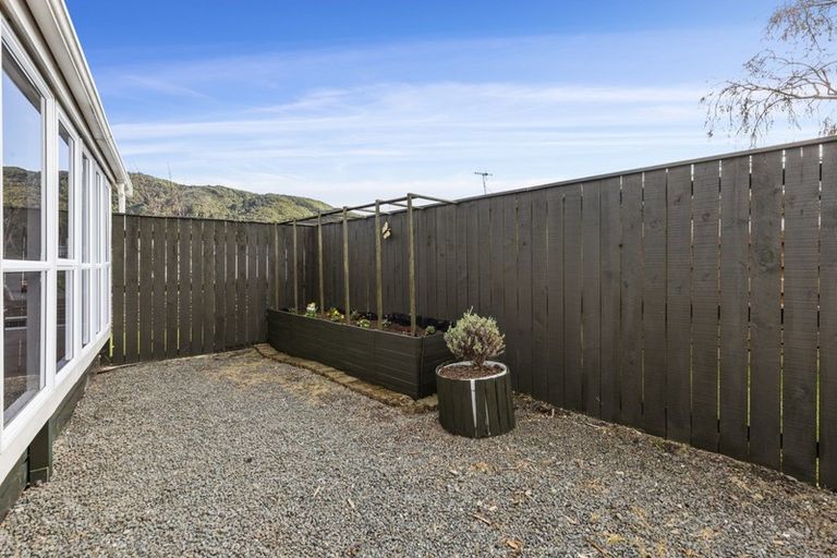 Photo of property in 310 Wellington Road, Wainuiomata, Lower Hutt, 5014
