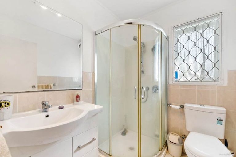 Photo of property in 1/26 Sheehan Avenue, Papakura, 2110