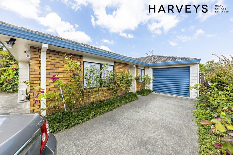 Photo of property in 2/3 Thompson Street, Mangere East, Auckland, 2024