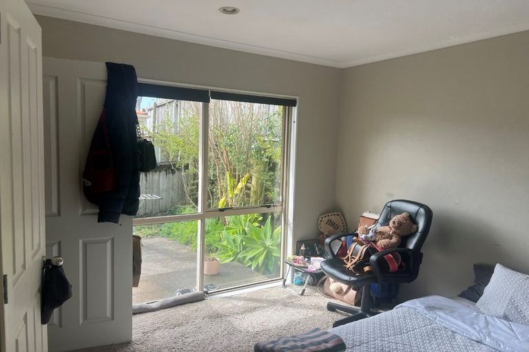 Photo of property in 56 Garelja Road, Henderson, Auckland, 0612