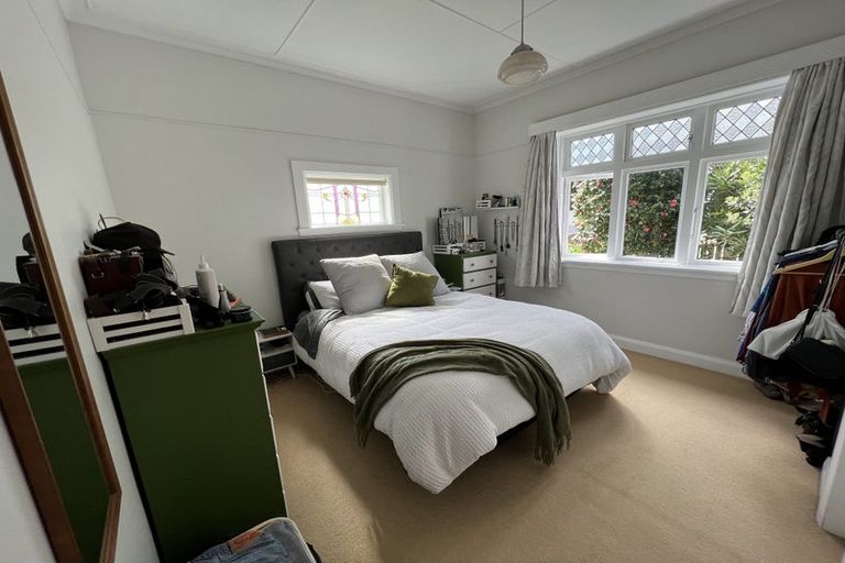 Photo of property in 42 Duncan Terrace, Kilbirnie, Wellington, 6022