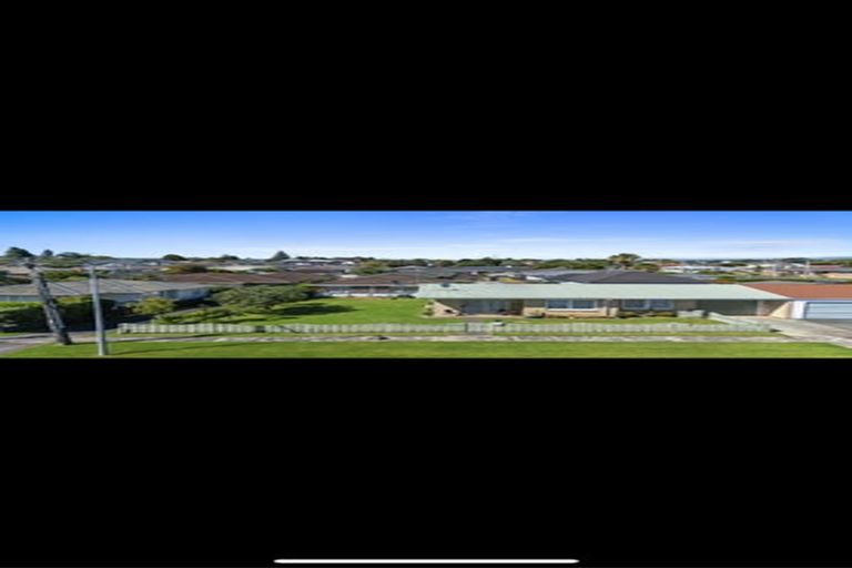 Photo of property in 3 Pemberton Crescent, Greerton, Tauranga, 3112