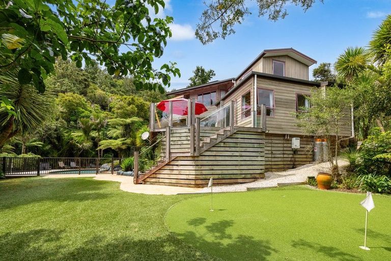 Photo of property in 54 Waiwhiu Road, Dome Valley, Warkworth, 0981