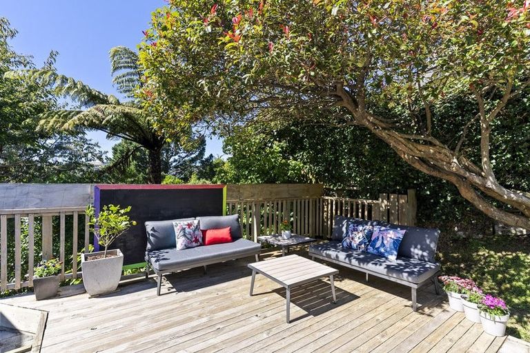 Photo of property in 15 Abilene Crescent, Churton Park, Wellington, 6037