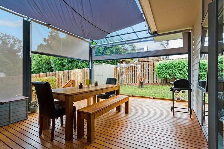Photo of property in 14b Saffron Street, Birkdale, Auckland, 0626