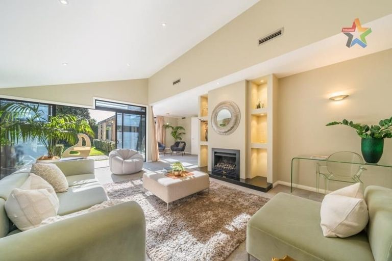 Photo of property in 87a Waterloo Road, Hutt Central, Lower Hutt, 5010