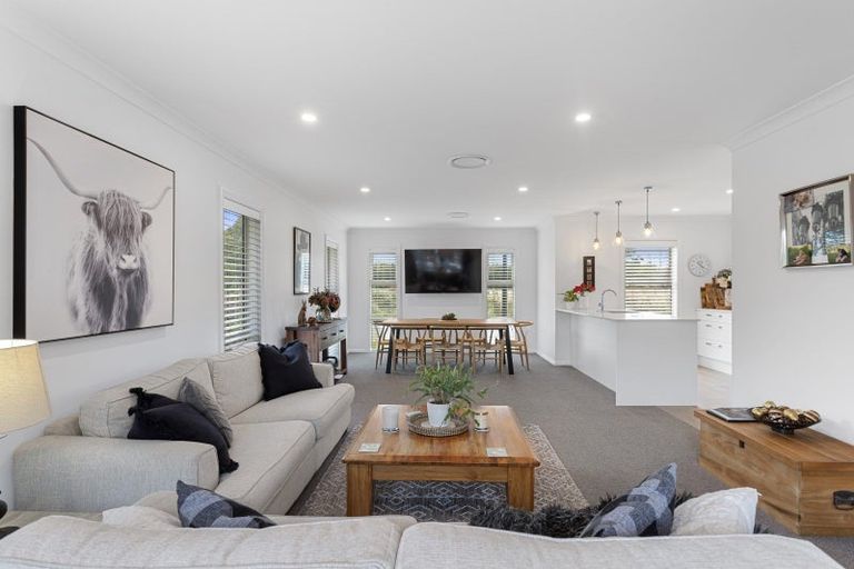 Photo of property in 104 Petries Road, Woodend, 7610