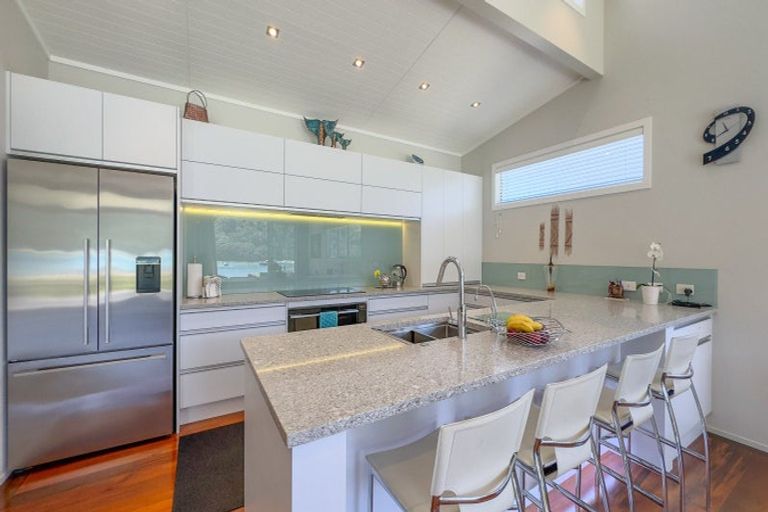 Photo of property in 207a Beach Road, Whangamata, 3620