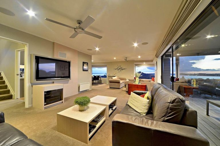 Photo of property in 3a Lynton Road, Bucklands Beach, Auckland, 2012