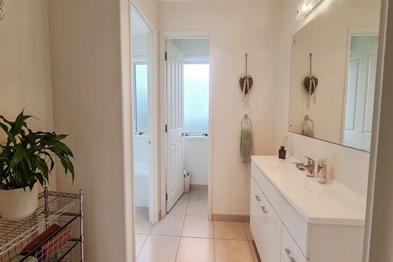 Photo of property in 44 Phillips Street, Sanson, 4817