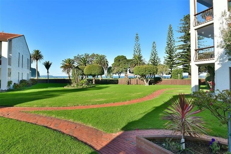 Photo of property in 4/34 Waiwera Place, Waiwera, Orewa, 0994