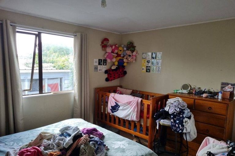 Photo of property in 2/21 Silver Creek Road, Weymouth, Auckland, 2103