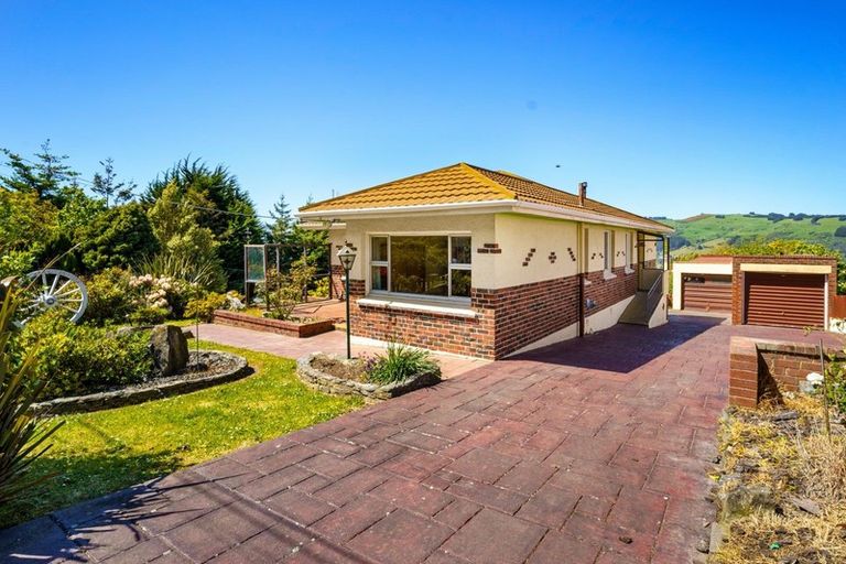 Photo of property in 12 Kowhai Street, Ravensbourne, Dunedin, 9022