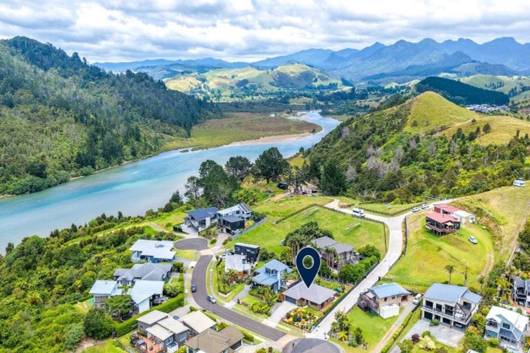 Photo of property in 101 Estuary View, Whangamata, 3620