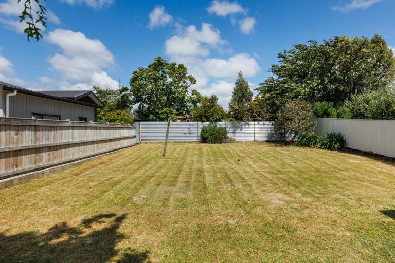 Photo of property in 6 Stirling Crescent, Hokowhitu, Palmerston North, 4410