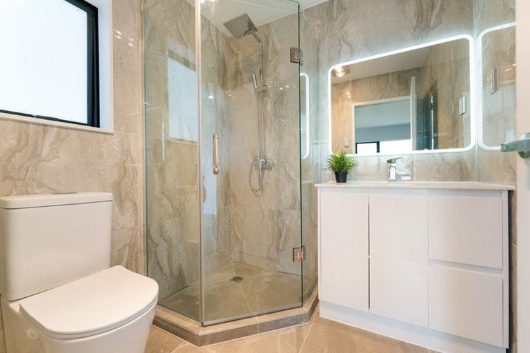 Photo of property in 14c York Road, Papatoetoe, Auckland, 2104