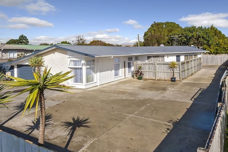 Photo of property in 62 Union Road, Howick, Auckland, 2014