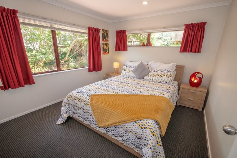 Photo of property in 59 Cable Bay Block Road, Cable Bay, 0420