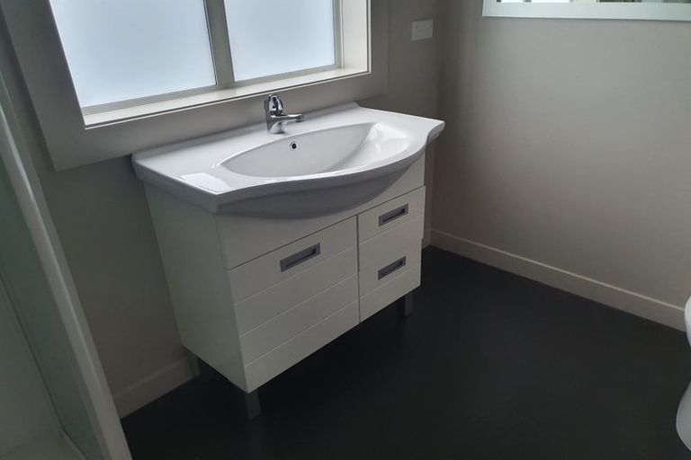 Photo of property in 36 Bay Street, Petone, Lower Hutt, 5012