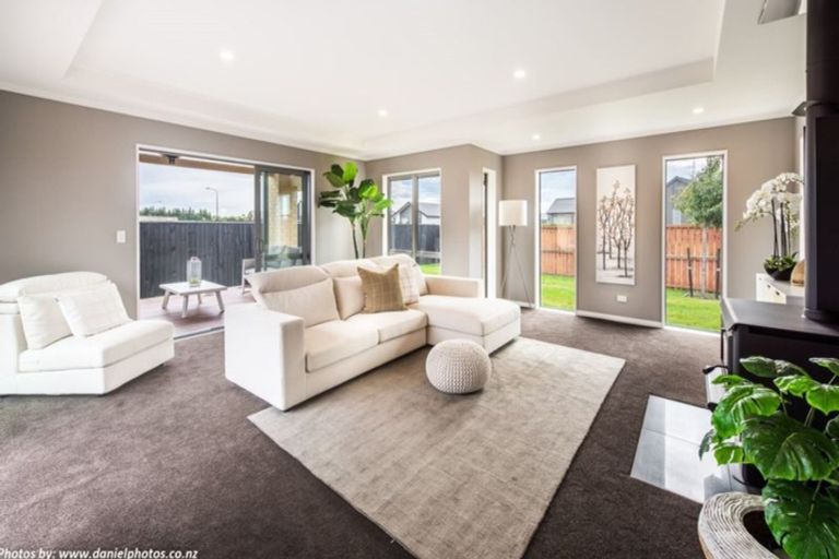 Photo of property in 23 Kingsdowne Drive, West Melton, 7618