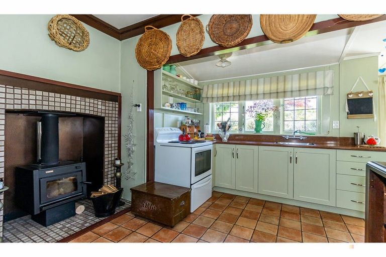 Photo of property in 4 Exeter Street, Waimate, 7924